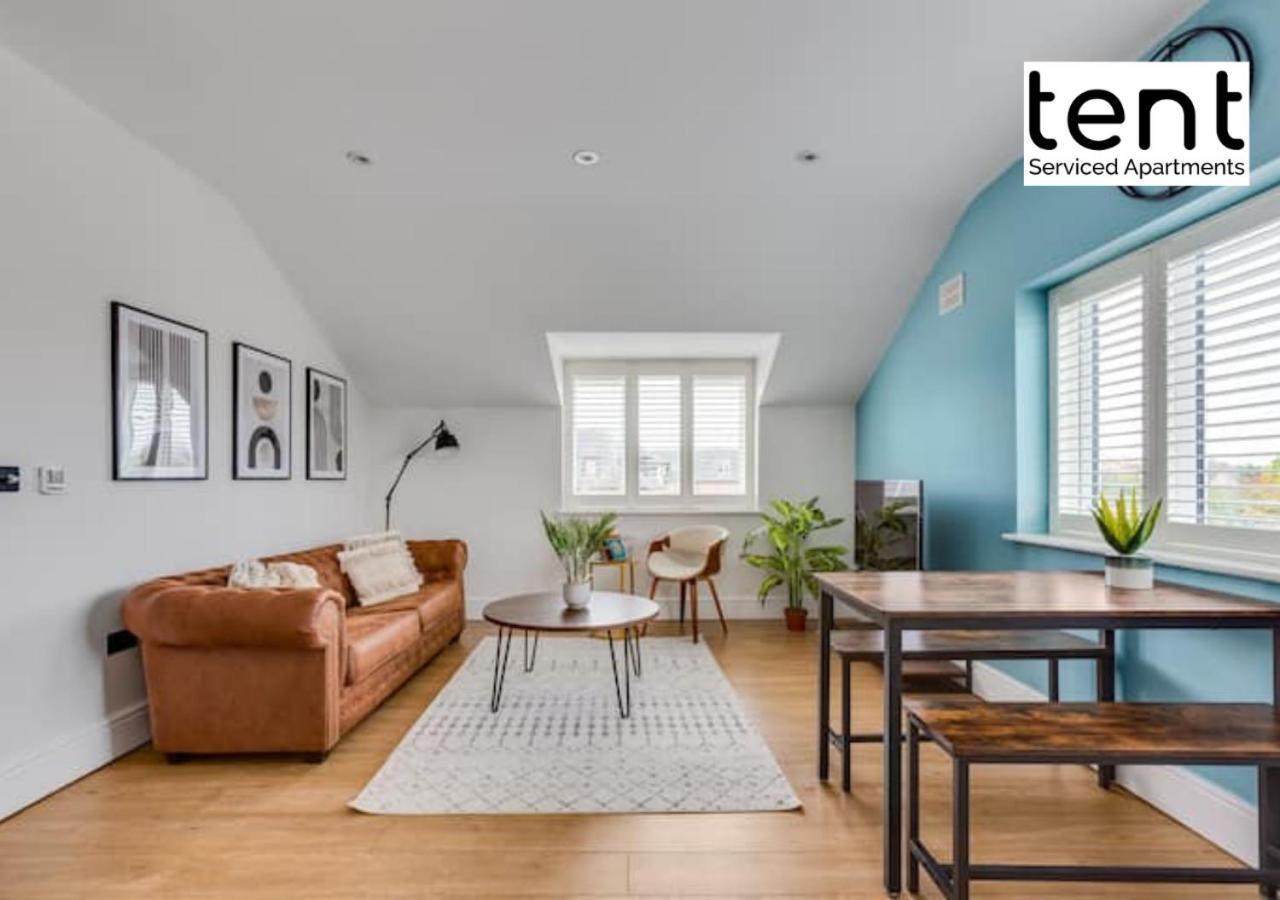 Stylish 1 Bed Apt , Central , Pkg, Perfect For Long Stays ايجهام المظهر الخارجي الصورة