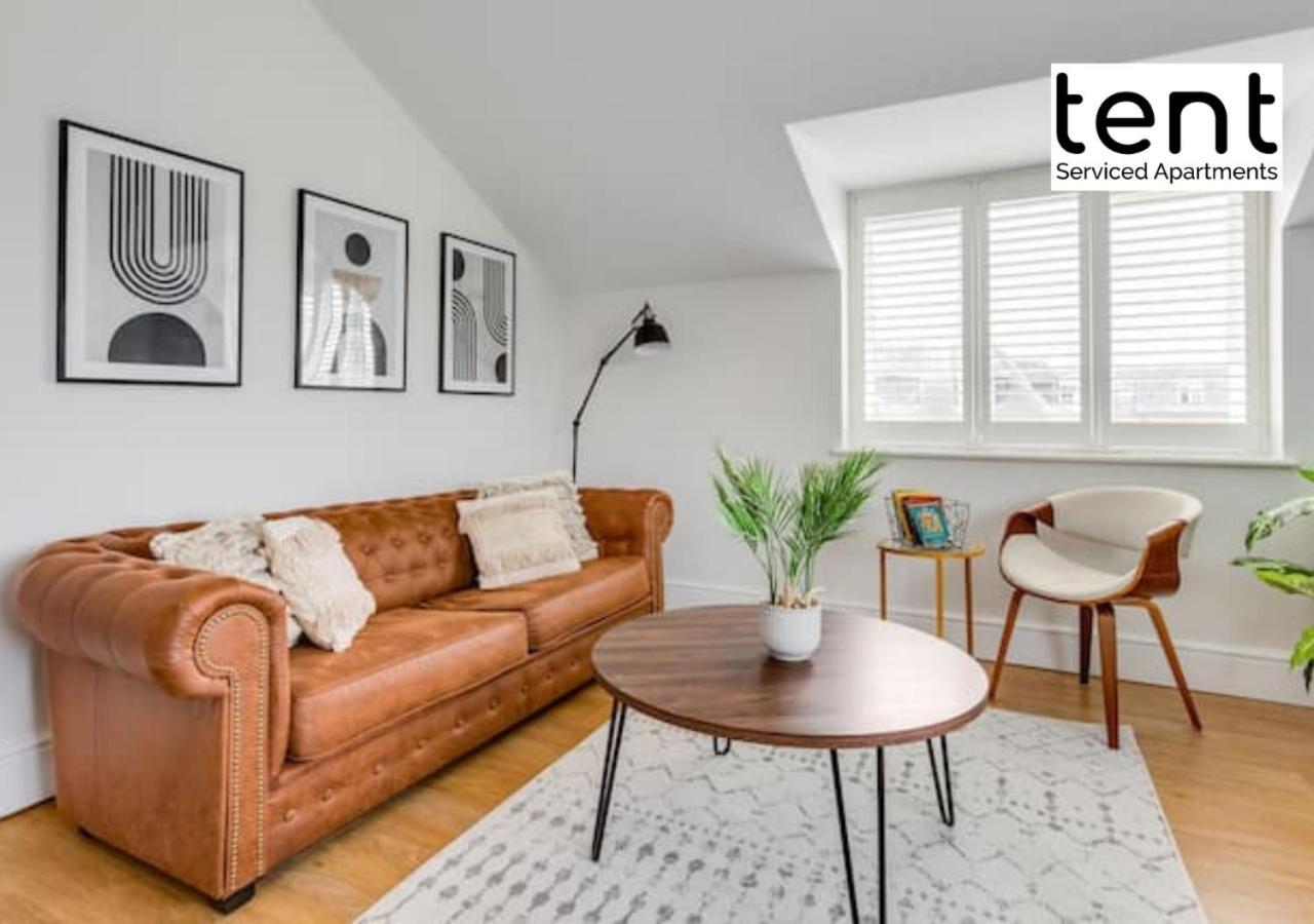 Stylish 1 Bed Apt , Central , Pkg, Perfect For Long Stays ايجهام المظهر الخارجي الصورة